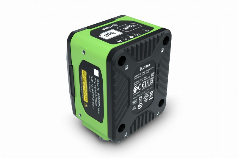 fs40-back-facing-right-3x2-3600.jpg
